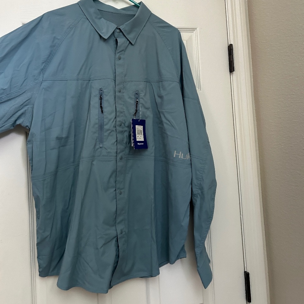 Men’s HUK fishing button shirt